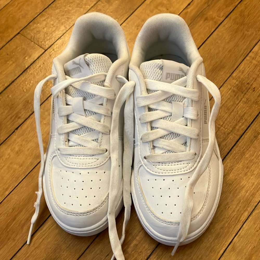 Size 1 kids all white Puma sneakers
